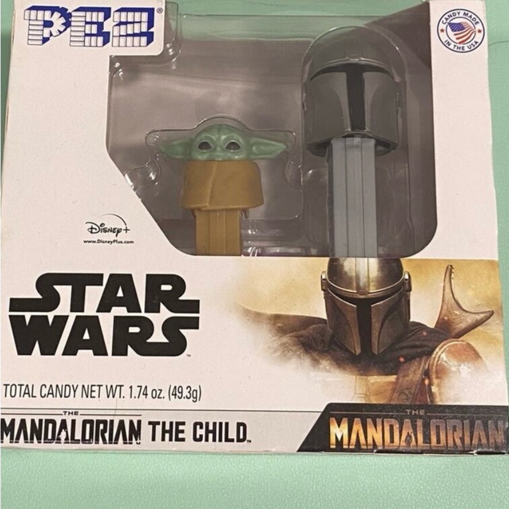 Star Wars Mandalorian Pez Candy Dispenser Set - Green and Gray